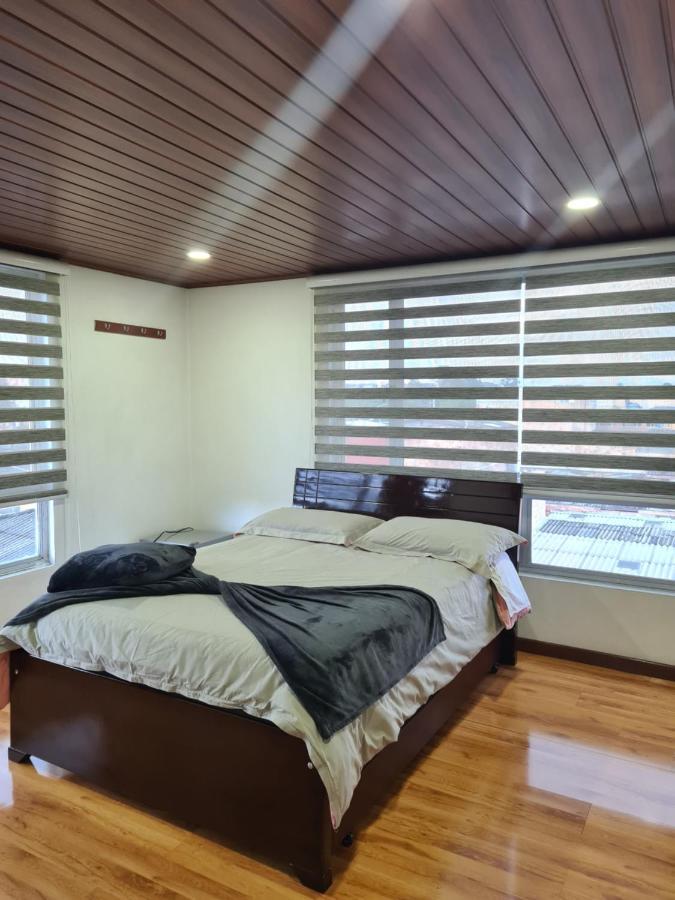 Hotel Casa Huesped Kiwi Bogotá Esterno foto