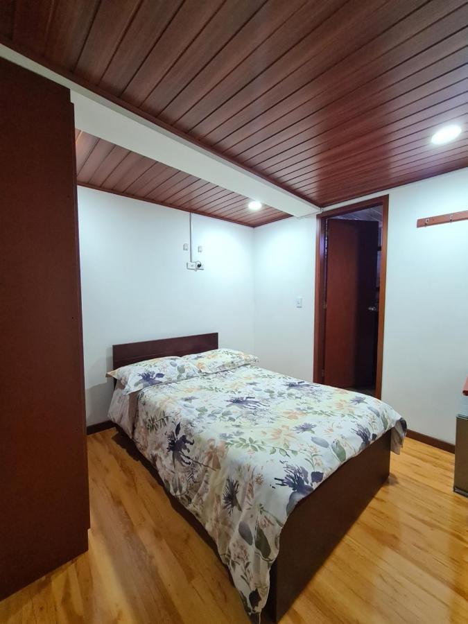 Hotel Casa Huesped Kiwi Bogotá Esterno foto